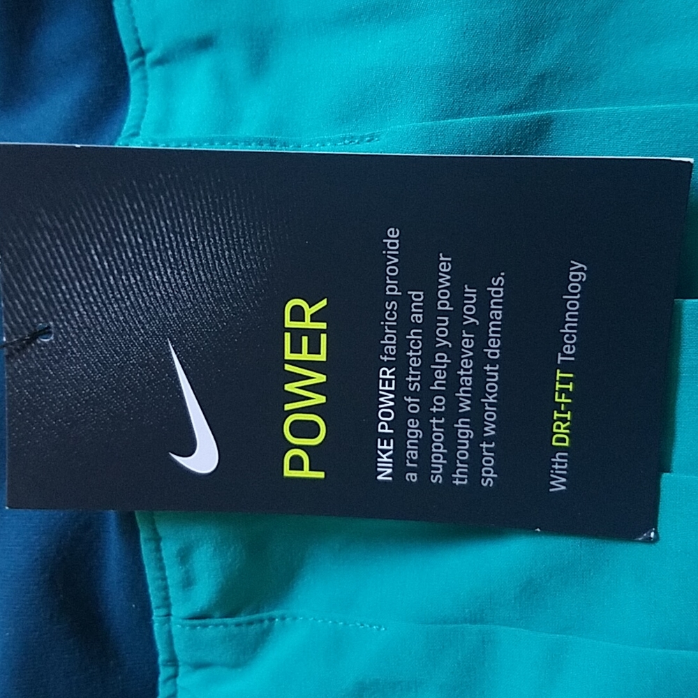 Nike dri fit emerald green skort sz lge. - Picture 6 of 10